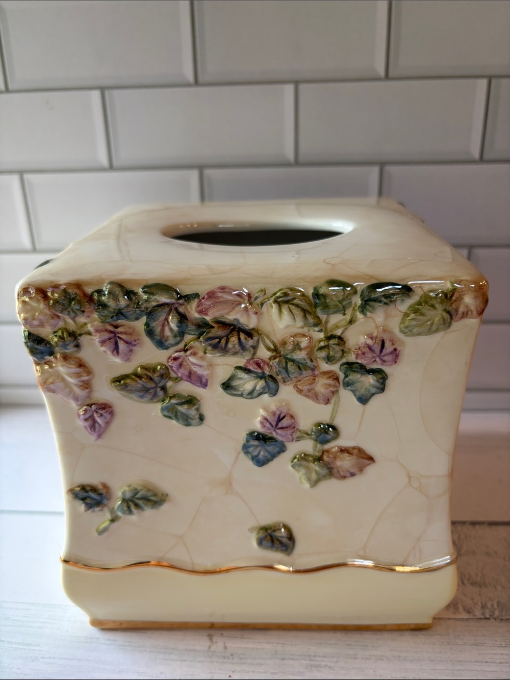 Vintage Floral Ceramic Tissue Box Cover - Cream with Multicolor Leaves